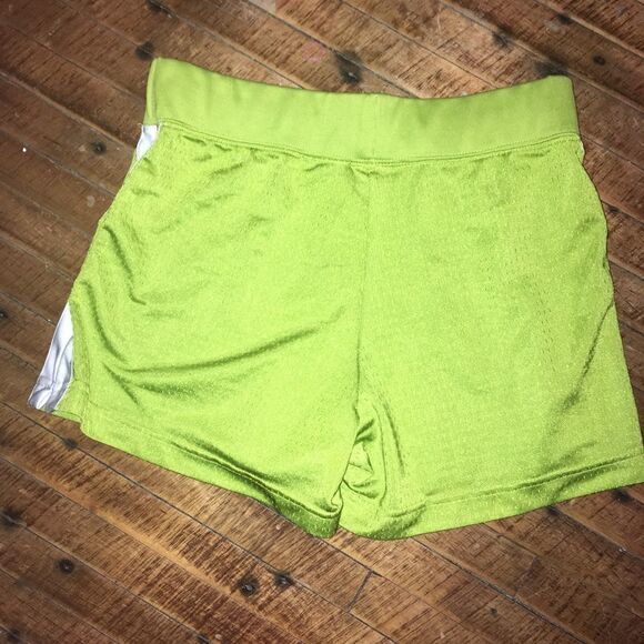 Nike S 4-6 side stripe running shorts - Picture 2 of 3